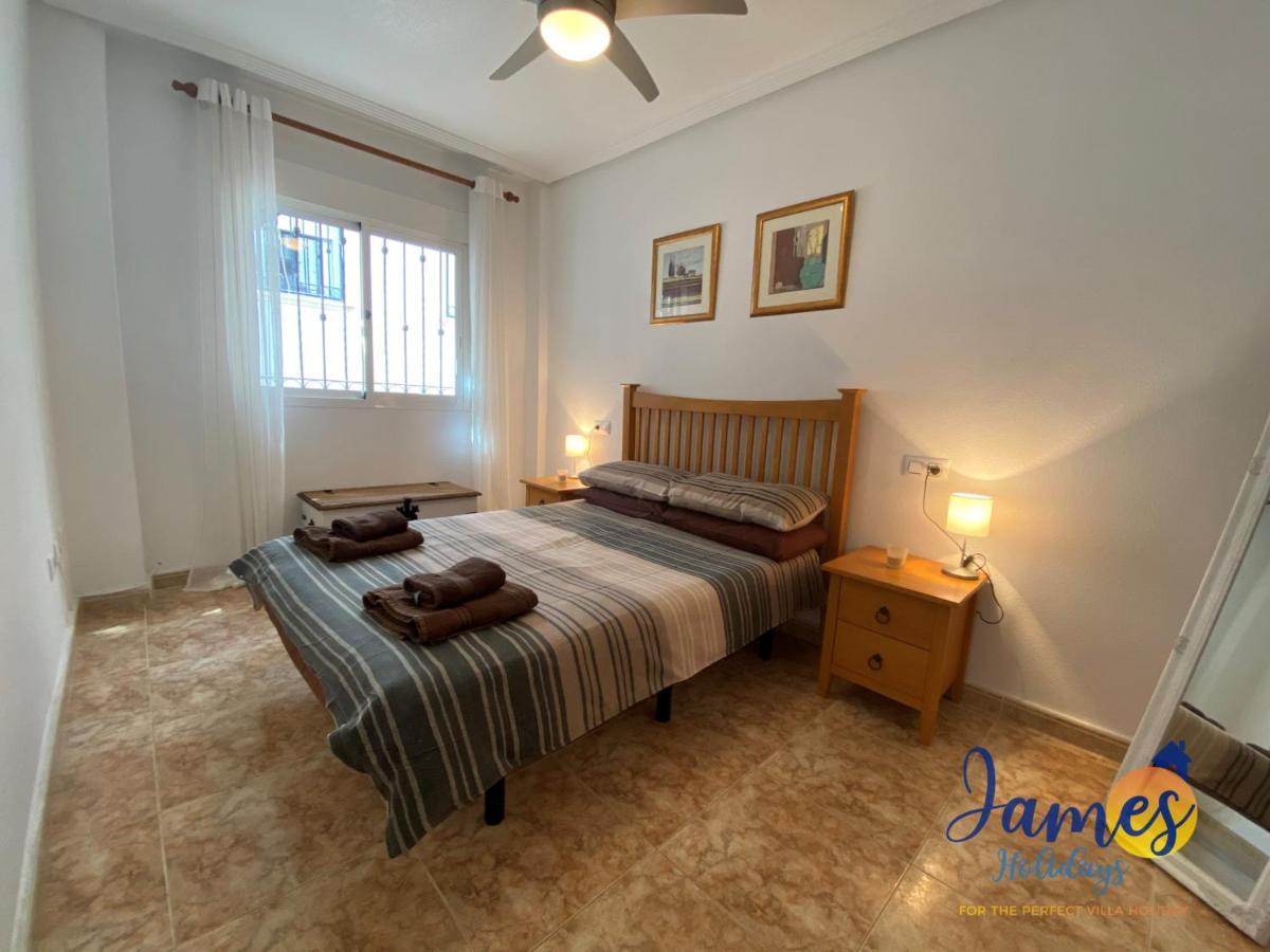 La Cinuelica, R3 1St Floor Apartment Com Pool L129 Torrevieja Exteriör bild
